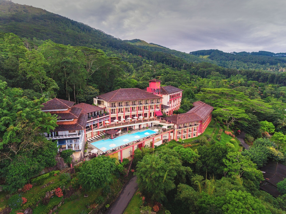 Amaya Hills Kandy — Main photo in Kandy