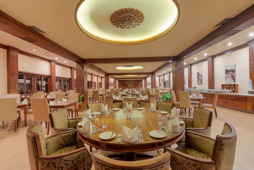 Amaya Hills Kandy — Restaurant & bars in Kandy