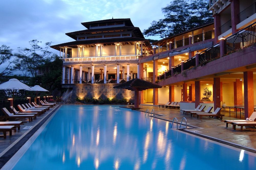Amaya Hills Kandy — Hotel building in Kandy