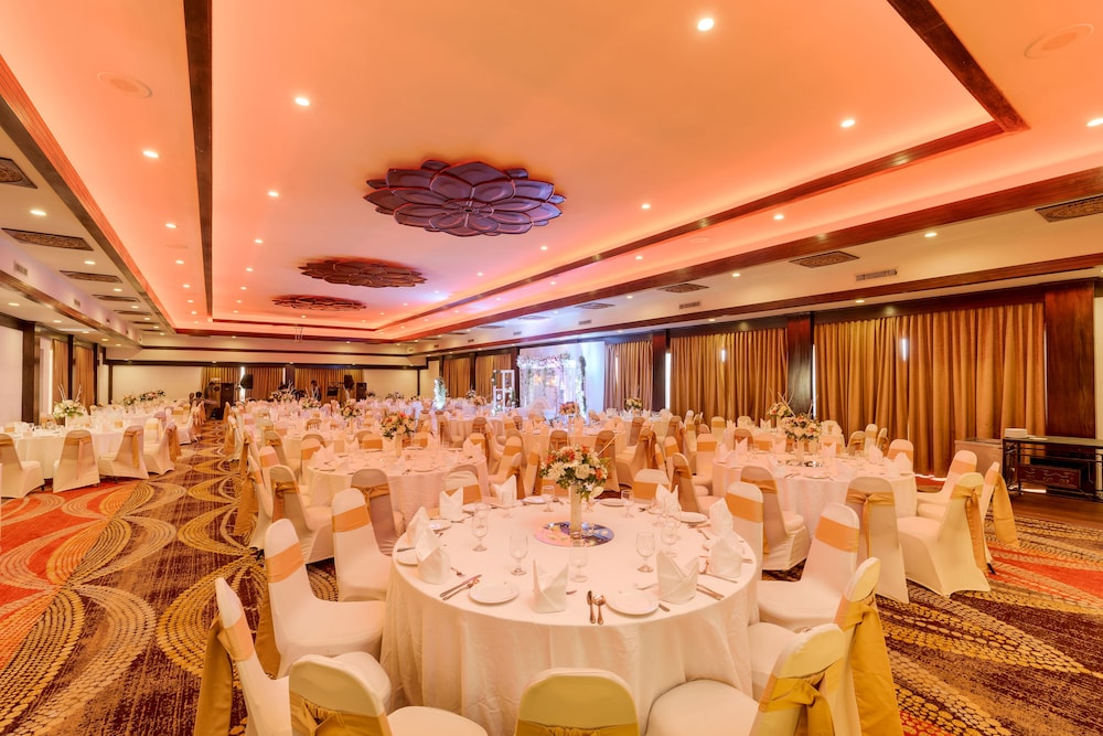Amaya Hills Kandy — Hotel building in Kandy
