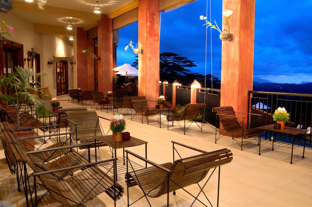 Amaya Hills Kandy — Restaurant & bars in Kandy