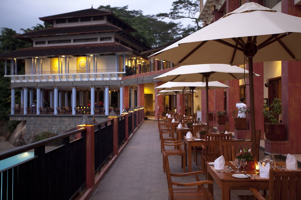 Amaya Hills Kandy — Restaurant & bars in Kandy