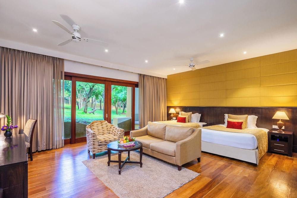 Amaya Lake Dambulla — Hotel rooms in Dambulla