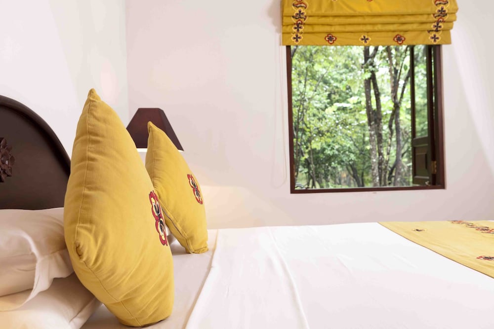 Amaya Lake Dambulla — Hotel rooms in Dambulla