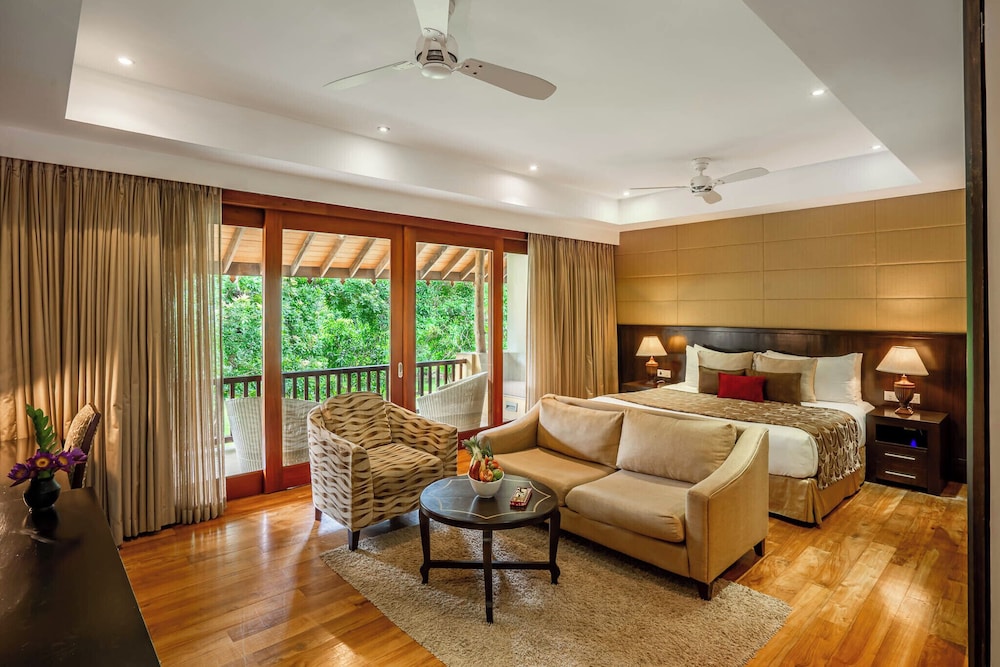 Amaya Lake Dambulla — Hotel rooms in Dambulla