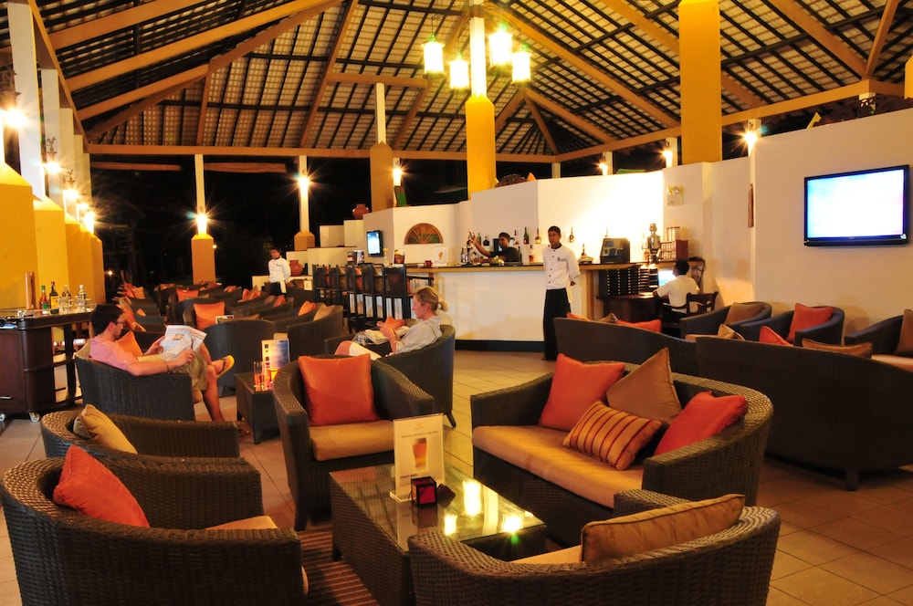 Amaya Lake Dambulla — Restaurant & bars in Dambulla