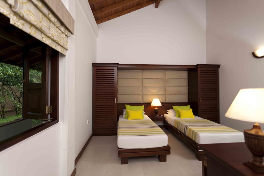 Amaya Lake Dambulla — Hotel rooms in Dambulla