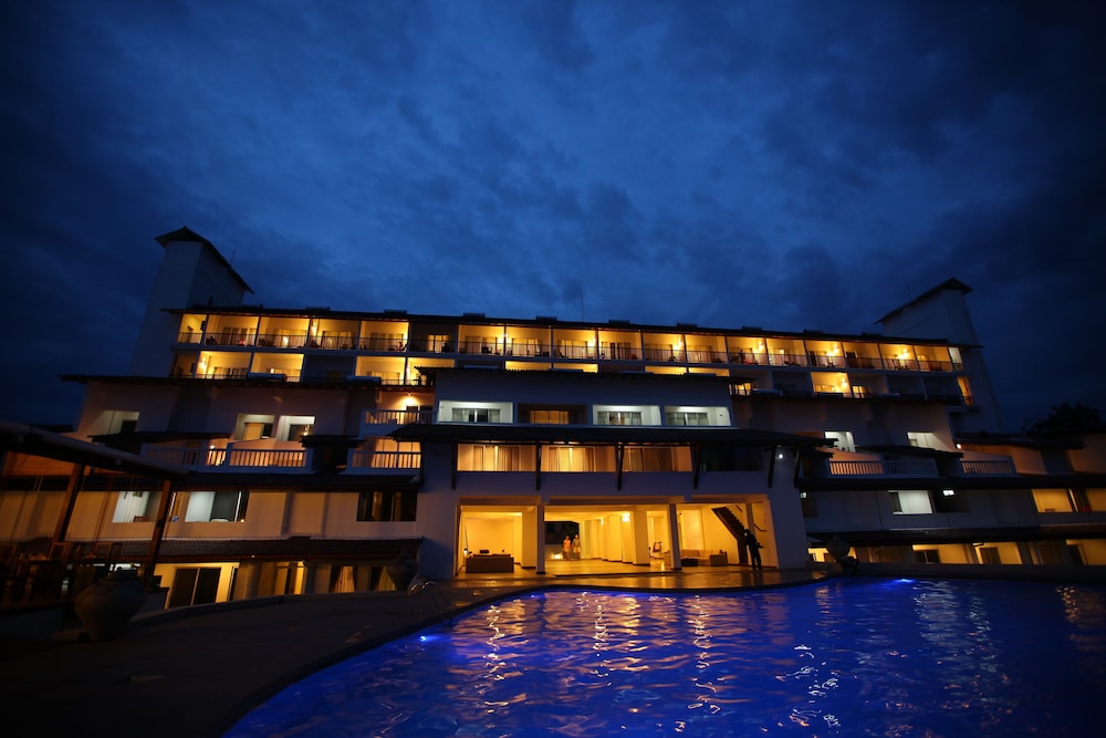 Citrus Hikkaduwa — Hotel building in Hikkaduwa, Southern Province