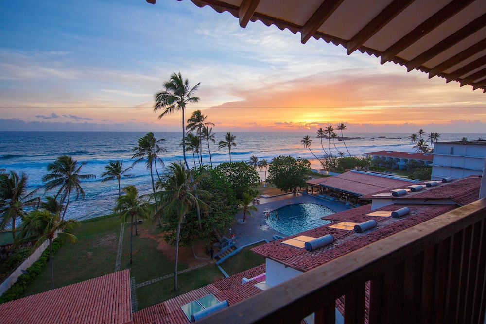 Citrus Hikkaduwa — Swimming pool in Hikkaduwa, Southern Province