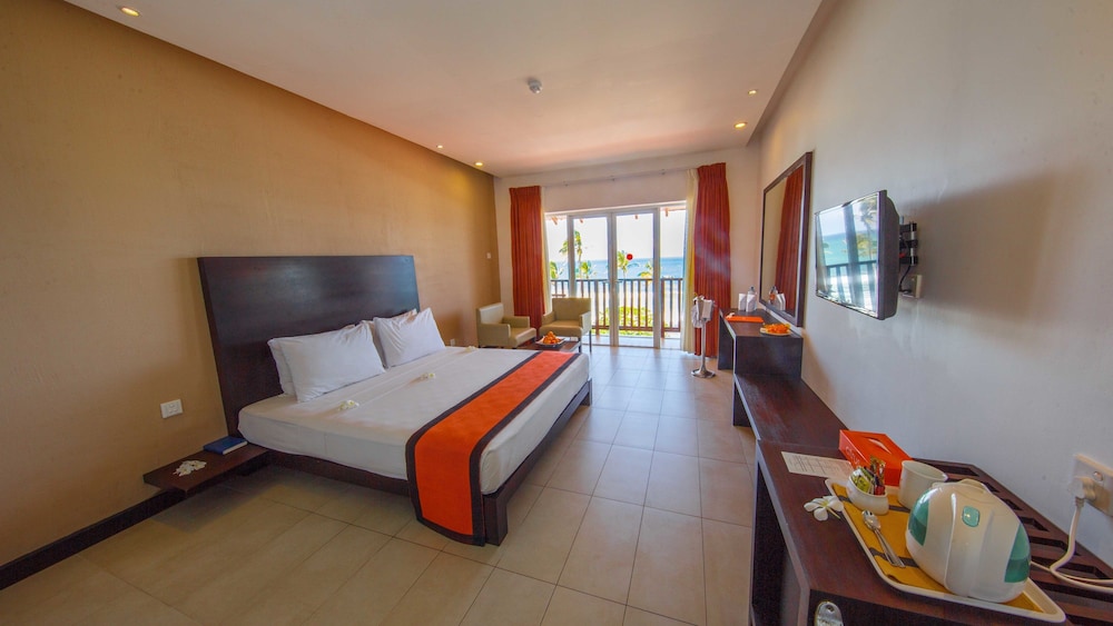 Citrus Hikkaduwa — Hotel rooms in Hikkaduwa, Southern Province