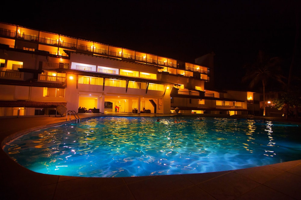 Citrus Hikkaduwa — Swimming pool in Hikkaduwa, Southern Province