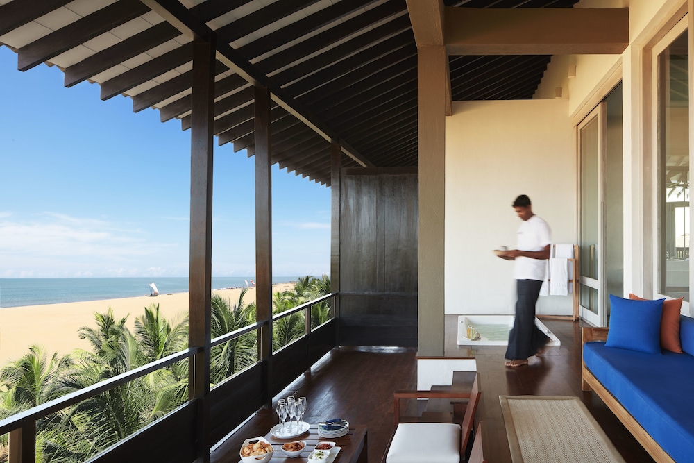 Jetwing Blue — Hotel rooms in Negombo, Western Province