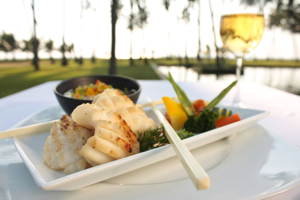The Blue Water - Geoffrey Bawa Heritage Resort Hotel — Restaurant & bars in Wadduwa