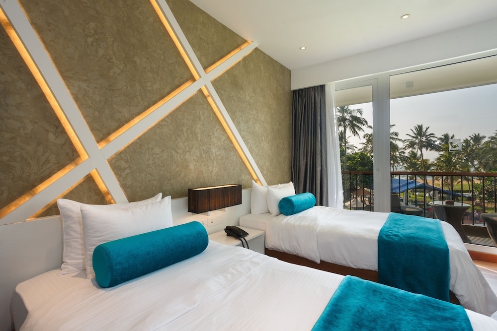 Camelot Beach Hotel — Hotel rooms in Negombo, Western Province