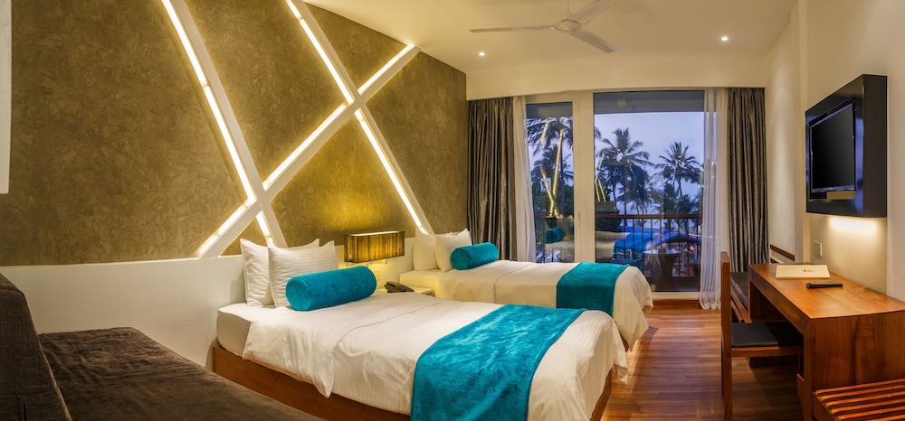Camelot Beach Hotel — Hotel rooms in Negombo, Western Province