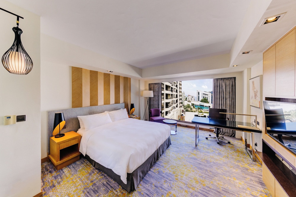 Cinnamon Grand Colombo — Hotel rooms in Colombo, Western Province