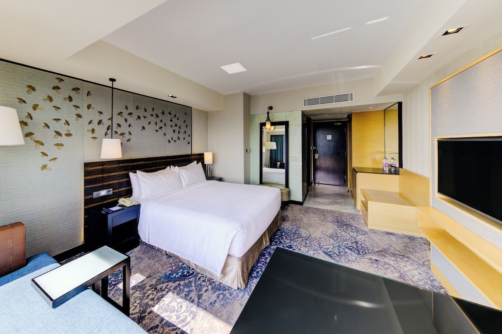 Cinnamon Grand Colombo — Hotel rooms in Colombo, Western Province