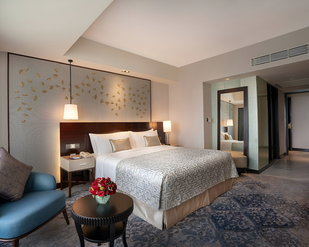 Cinnamon Grand Colombo — Hotel rooms in Colombo, Western Province