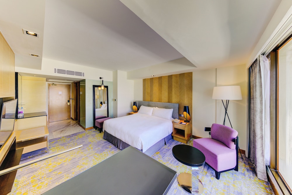 Cinnamon Grand Colombo — Hotel rooms in Colombo, Western Province