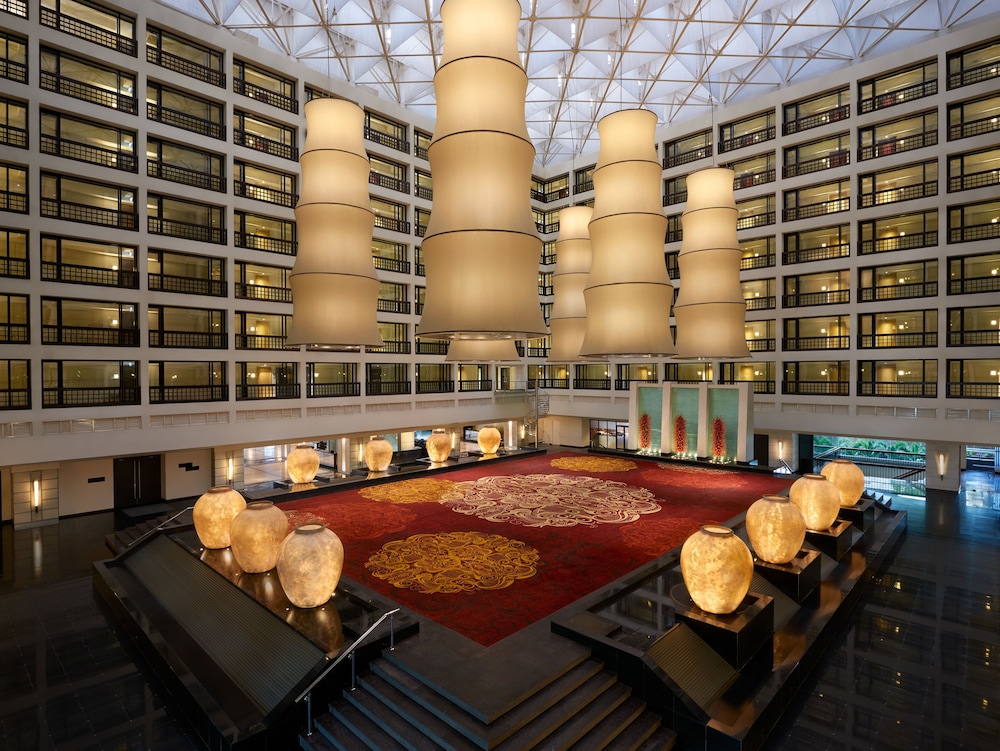 Cinnamon Grand Colombo — Hotel building in Colombo, Western Province