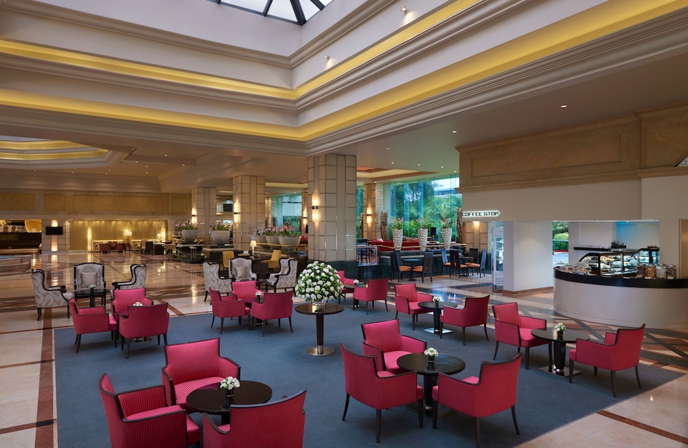 Cinnamon Grand Colombo — Restaurant & bars in Colombo, Western Province