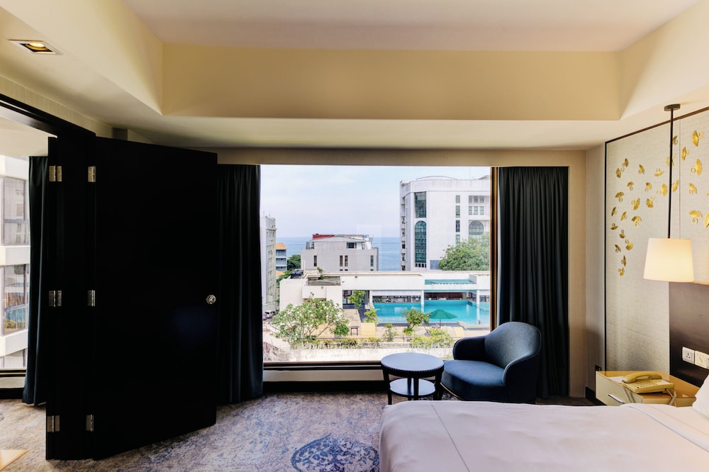 Cinnamon Grand Colombo — Hotel rooms in Colombo, Western Province