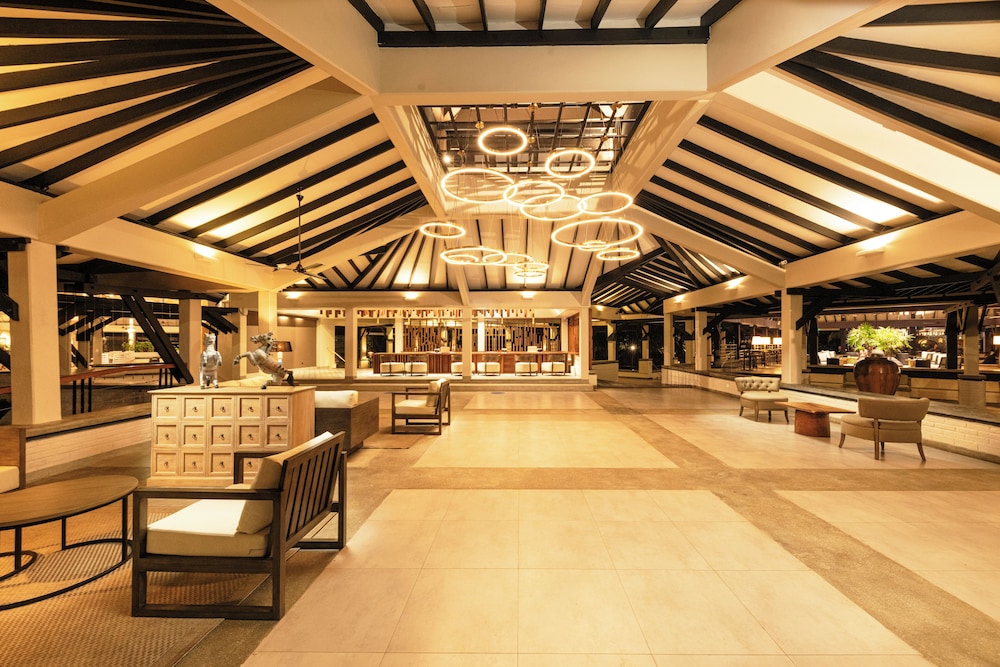 Club Hotel Dolphin — Negombo, Western Province