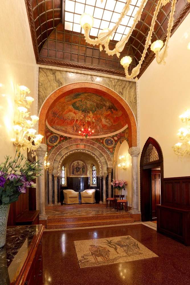 Hotel Palazzo Stern — Hotel building in Venice, Veneto
