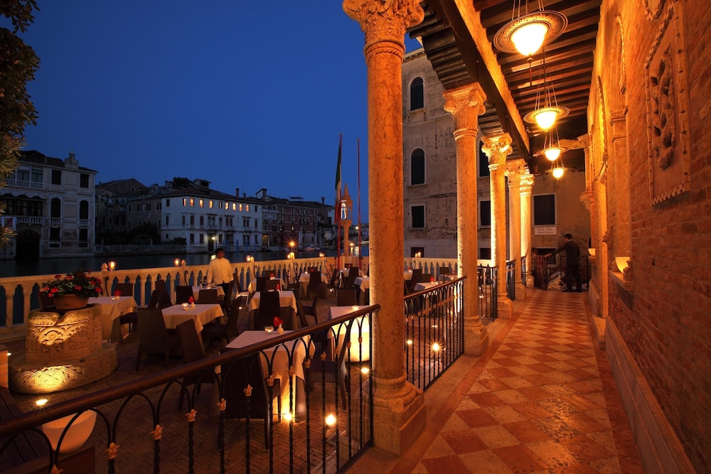 Hotel Palazzo Stern — Restaurant & bars in Venice, Veneto