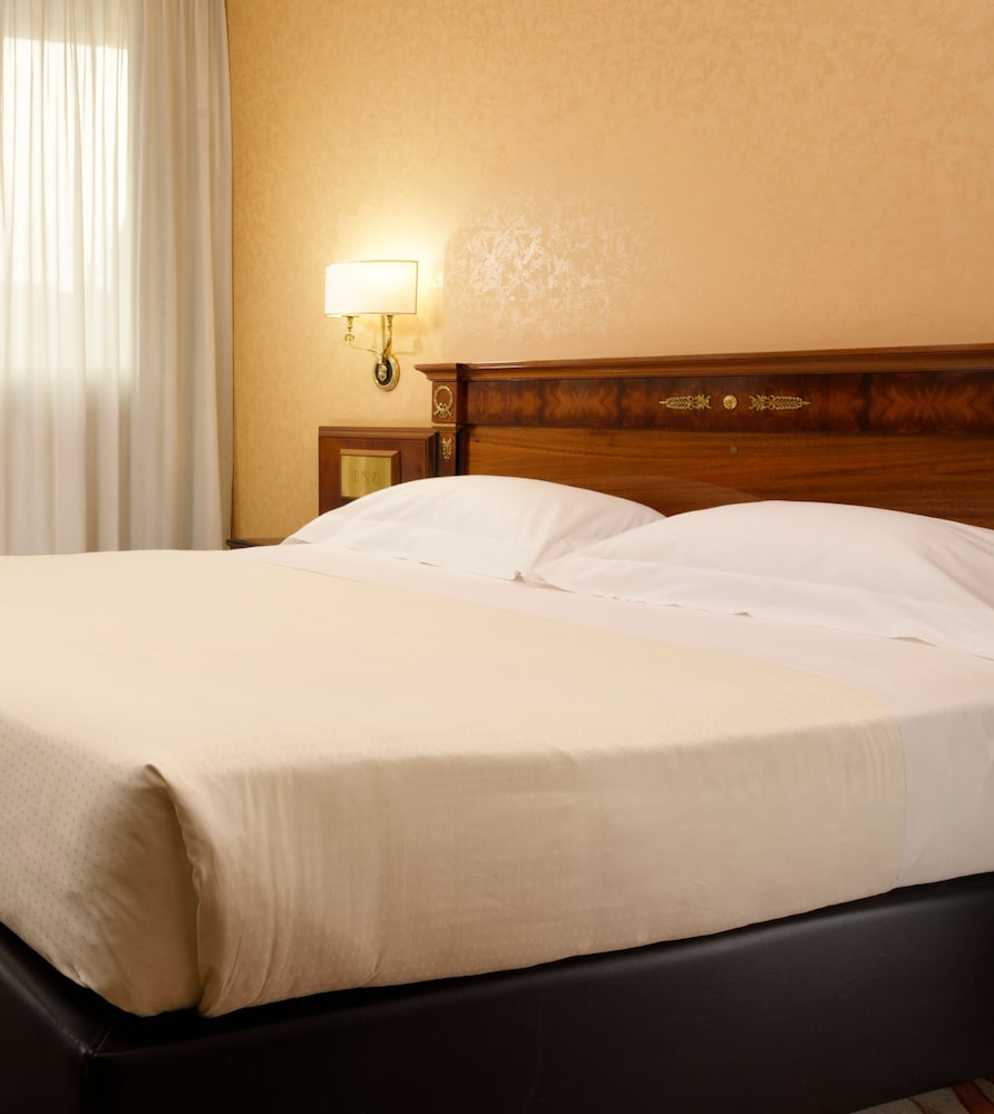 UNA Hotels Scandinavia Milano - zdjęcie 4