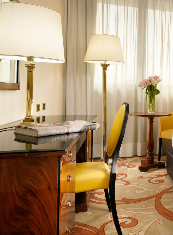 UNA Hotels Scandinavia Milano — Hotel rooms in Milan, Lombardy