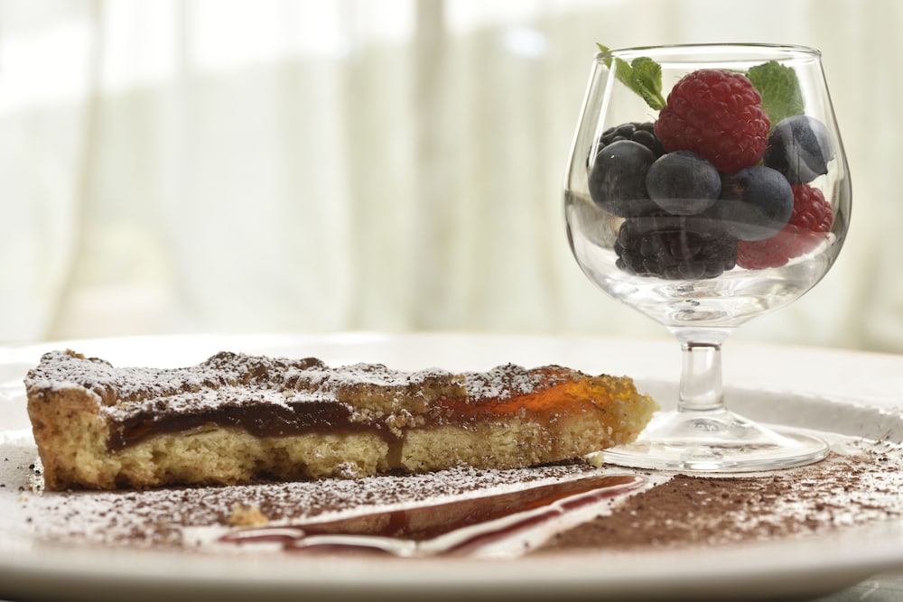 UNA Hotels Scandinavia Milano — Restaurant & bars in Milan, Lombardy