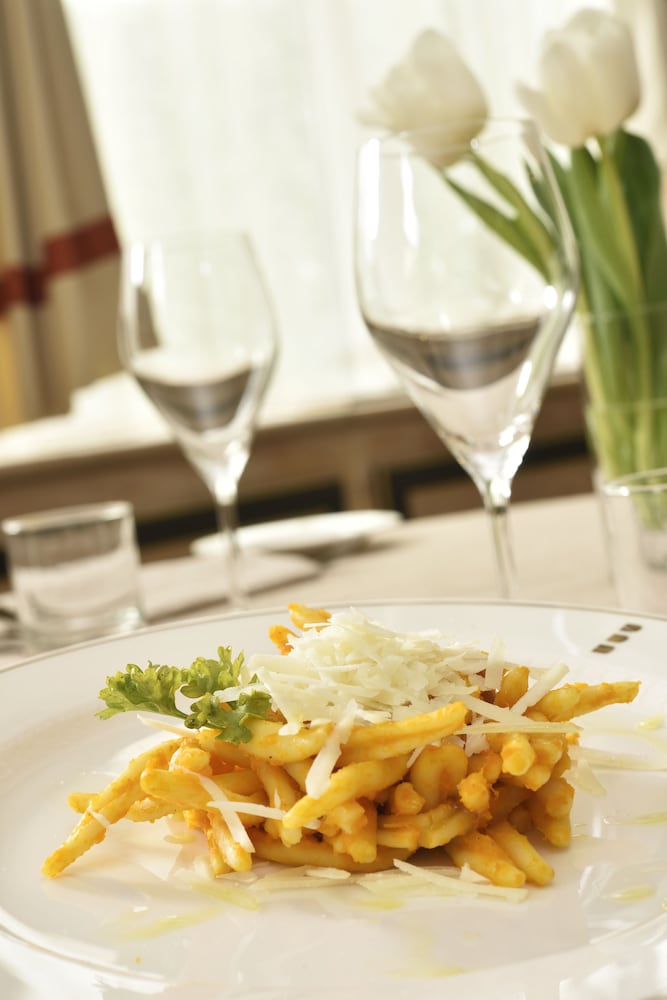UNA Hotels Scandinavia Milano — Restaurant & bars in Milan, Lombardy