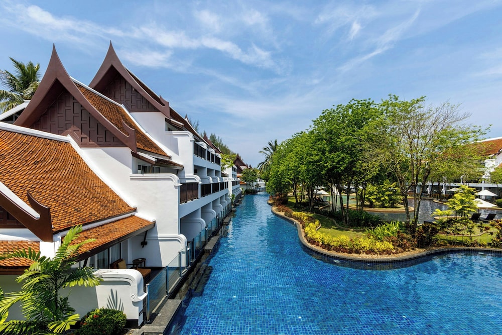 JW Marriott Khao Lak Resort and Spa — Swimming pool in Khao Lak, Phang Nga