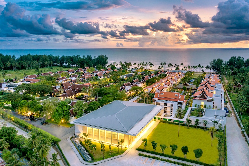 JW Marriott Khao Lak Resort and Spa — Hotel building in Khao Lak, Phang Nga