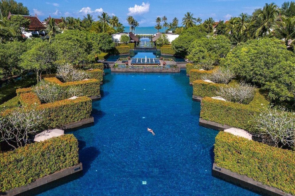 JW Marriott Khao Lak Resort and Spa — Swimming pool in Khao Lak, Phang Nga