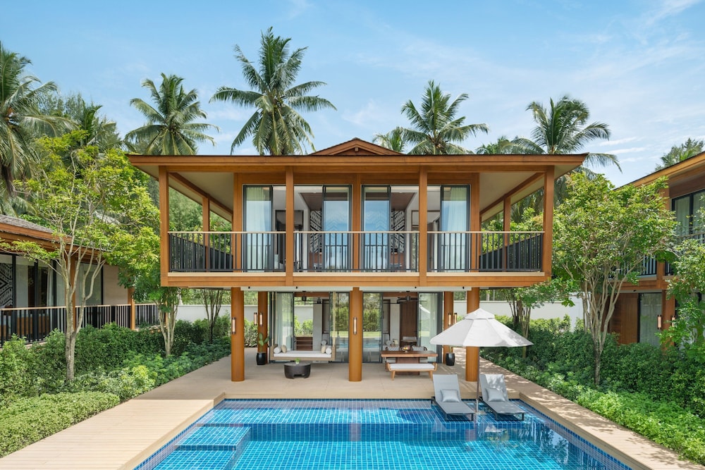 JW Marriott Khao Lak Resort and Spa — Swimming pool in Khao Lak, Phang Nga