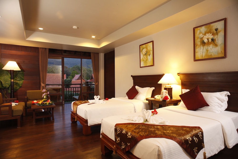 Khaolak Bhandari Resort & Spa — Hotel rooms in Khuekkhak, Phang Nga