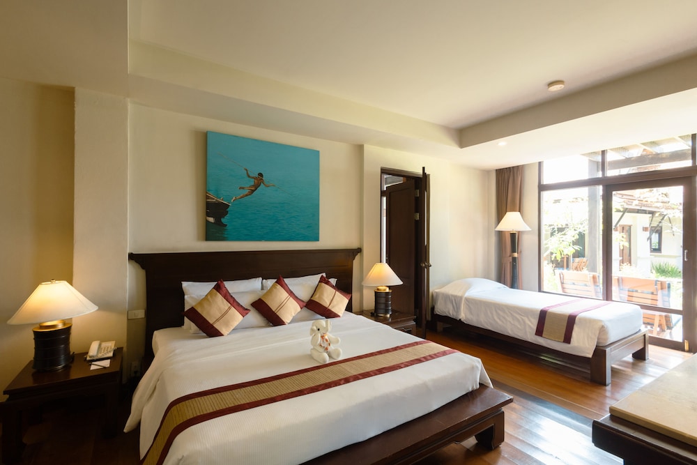 Khaolak Bhandari Resort & Spa — Hotel rooms in Khuekkhak, Phang Nga