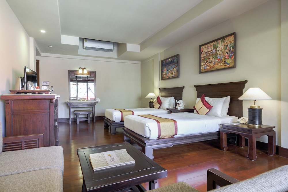 Khaolak Bhandari Resort & Spa — Hotel rooms in Khuekkhak, Phang Nga