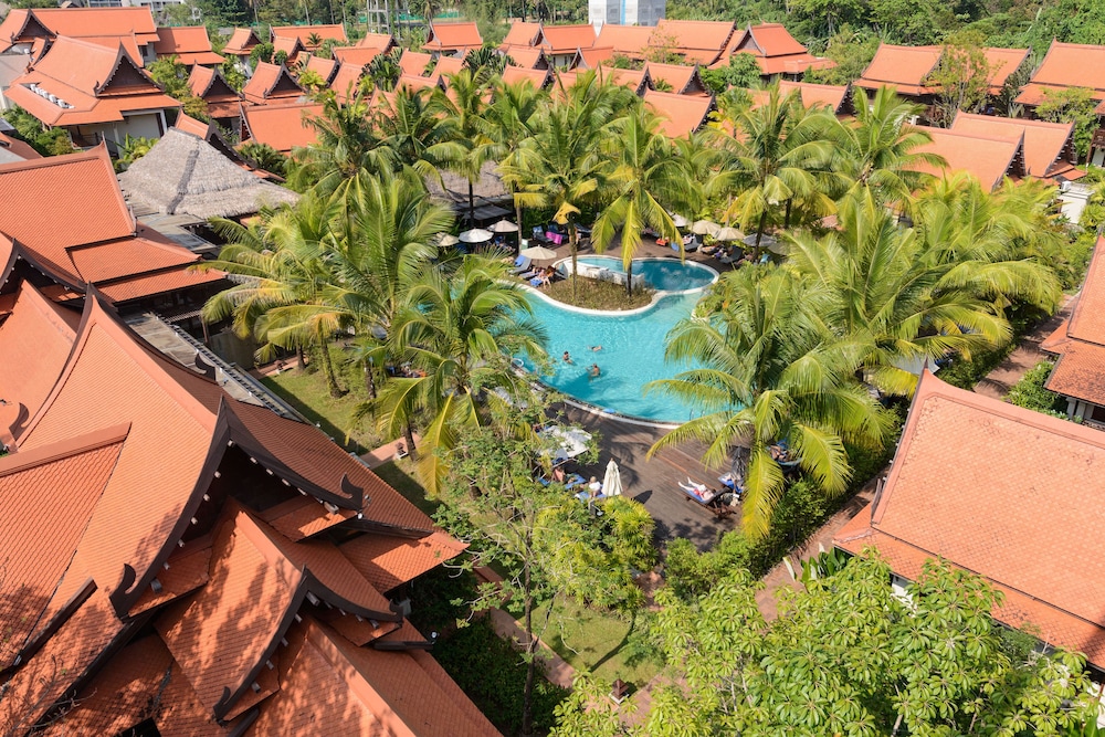 Khaolak Bhandari Resort & Spa — Swimming pool in Khuekkhak, Phang Nga
