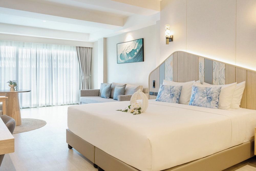 Khaolak Emerald Beach Resort and Spa — Hotel rooms in Khao Lak, Phang Nga
