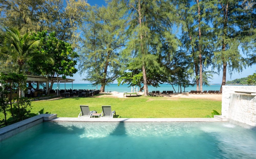 Khaolak Emerald Beach Resort and Spa — Swimming pool in Khao Lak, Phang Nga