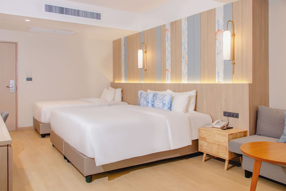 Khaolak Emerald Beach Resort and Spa — Hotel rooms in Khao Lak, Phang Nga