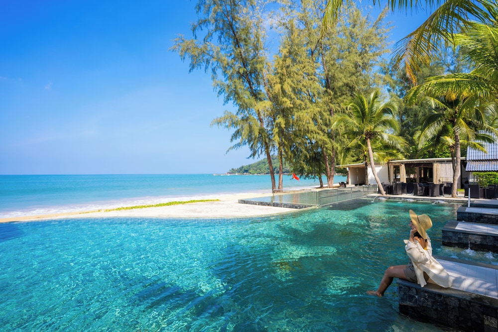 Khaolak Emerald Beach Resort and Spa — Swimming pool in Khao Lak, Phang Nga