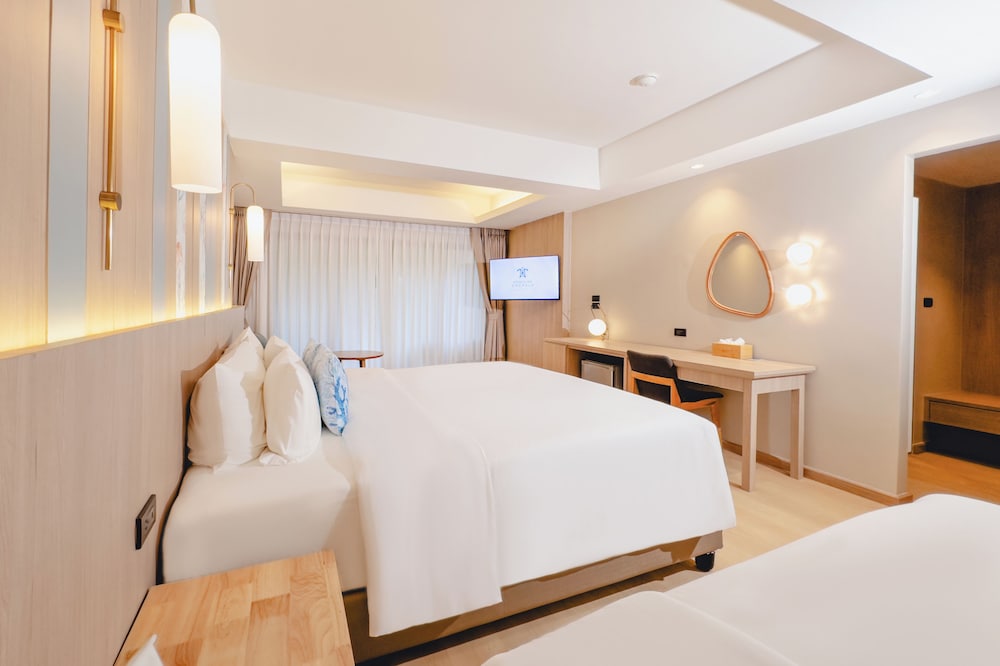 Khaolak Emerald Beach Resort and Spa — Hotel rooms in Khao Lak, Phang Nga
