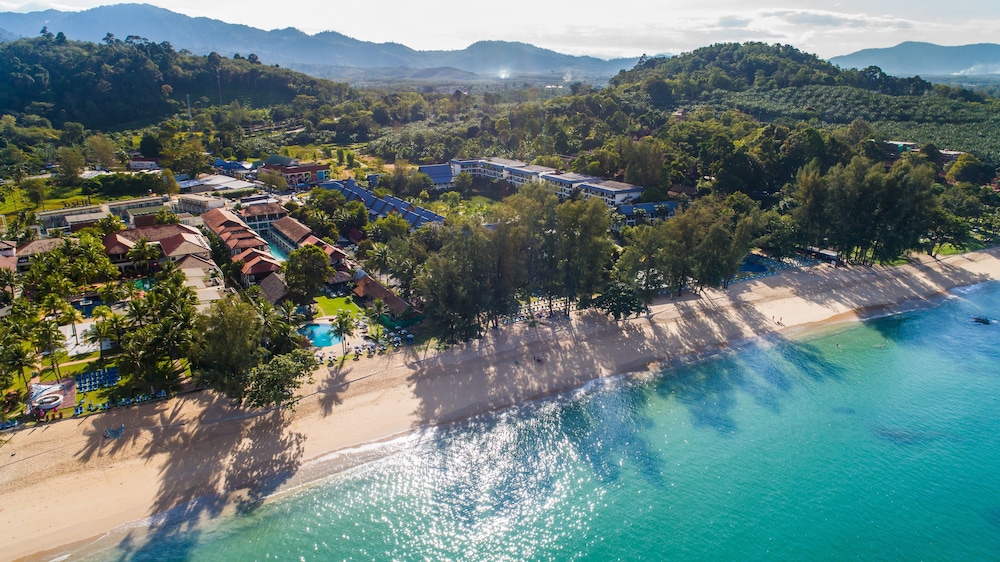 Khaolak Emerald Beach Resort and Spa — Beach in Khao Lak, Phang Nga