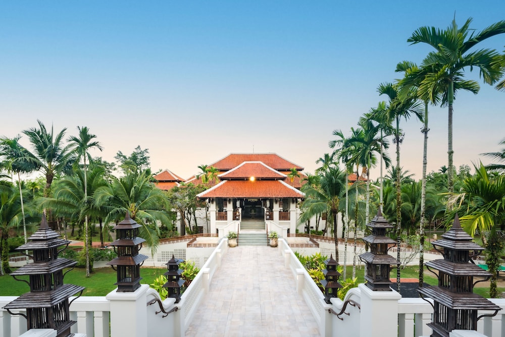 Khaolak Laguna Resort — Hotel building in Khao Lak, Phang Nga