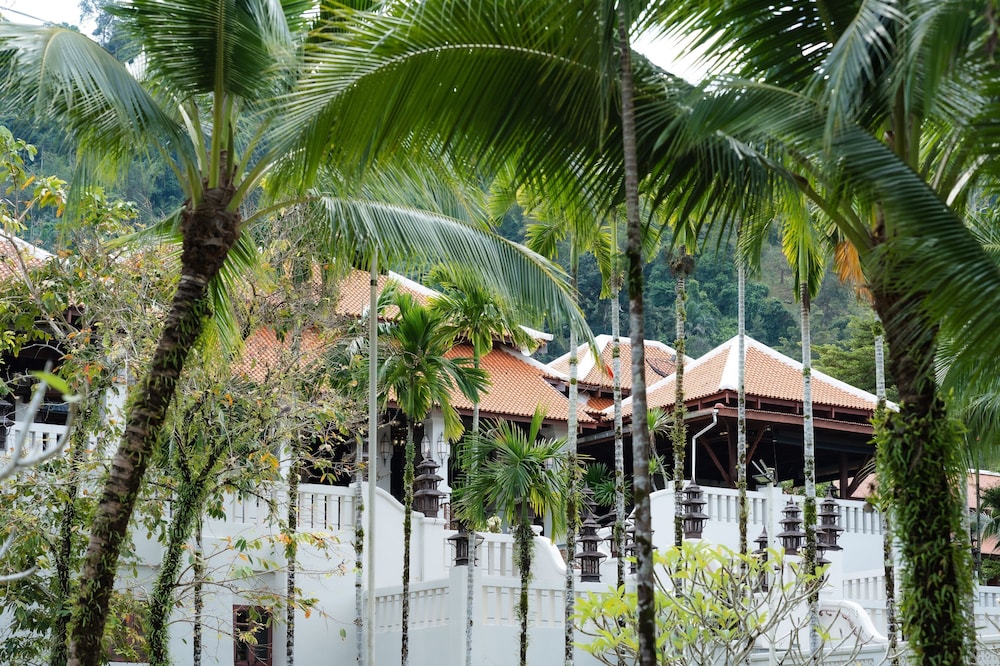 Khaolak Laguna Resort — Hotel building in Khao Lak, Phang Nga