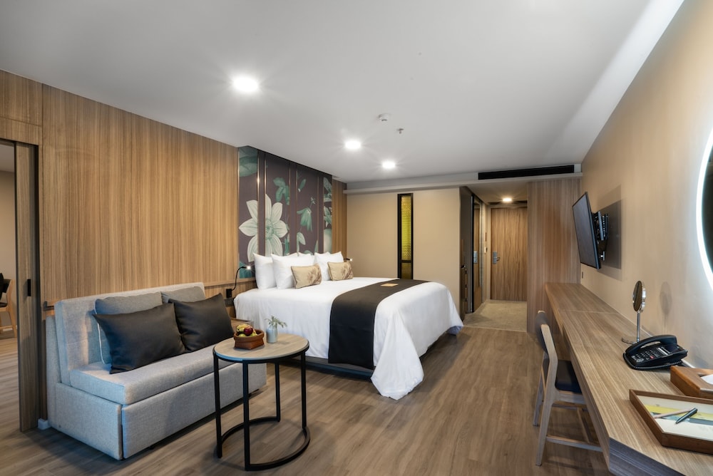 La Flora Khao Lak — Hotel rooms in Khao Lak, Phang Nga